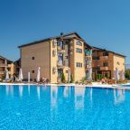 Открытый плавательный бассейн, Отель Rinn Rise Resort Hotel All inclusive