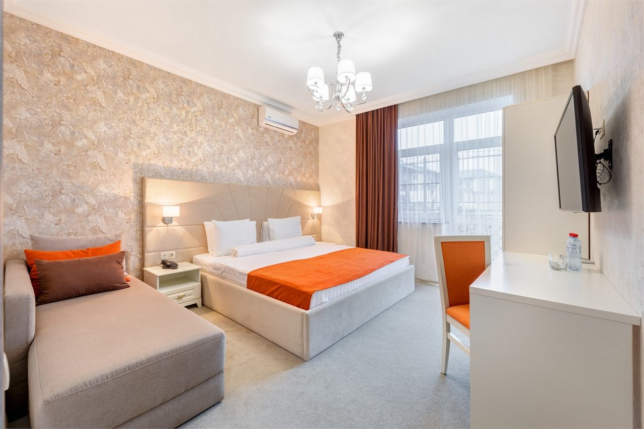 Апартаменты (Улучшенные 3х комнатные 6ти местные) отеля Rinn Rise Resort Hotel All inclusive, Анапа