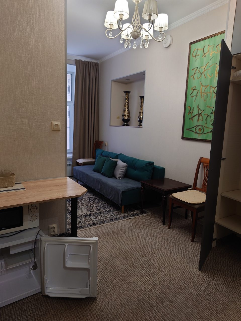 Апартаменты (Двухкомнатный номер с гостиной и видом во двор), Гостевые комнаты на Невском 47