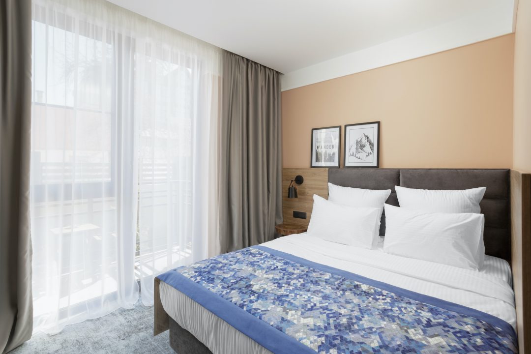 Двухместный (Улучшенный двухместный номер с 1 кроватью) отеля Country Hills Resort, Эсто-Садок