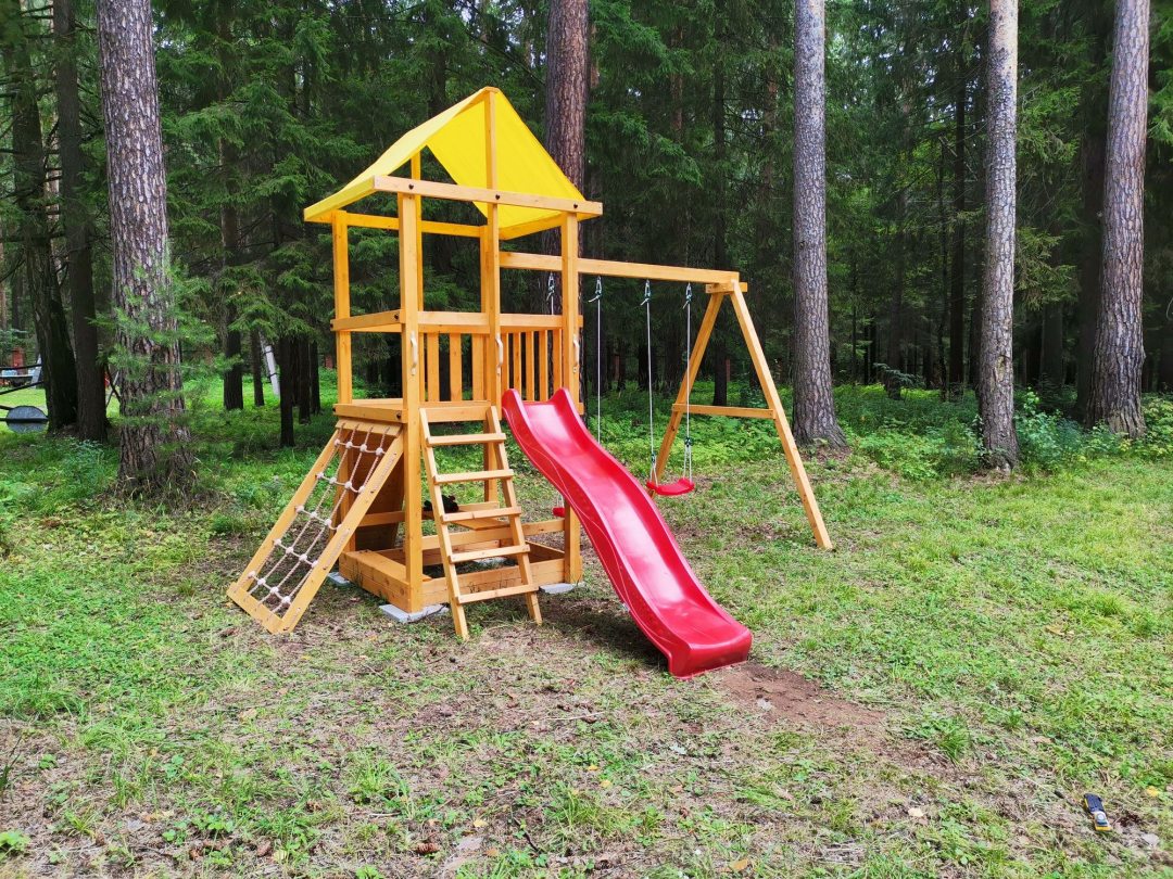 Детская площадка, Загородный отель Тихий лес