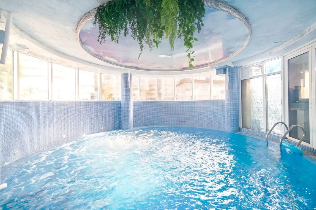Бассейн на крыше, Bergs Spa & Conference Hotel