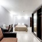 Трехместный (Комфорт(диван-кровать и 2спальная кровать)), Отель Касабланка