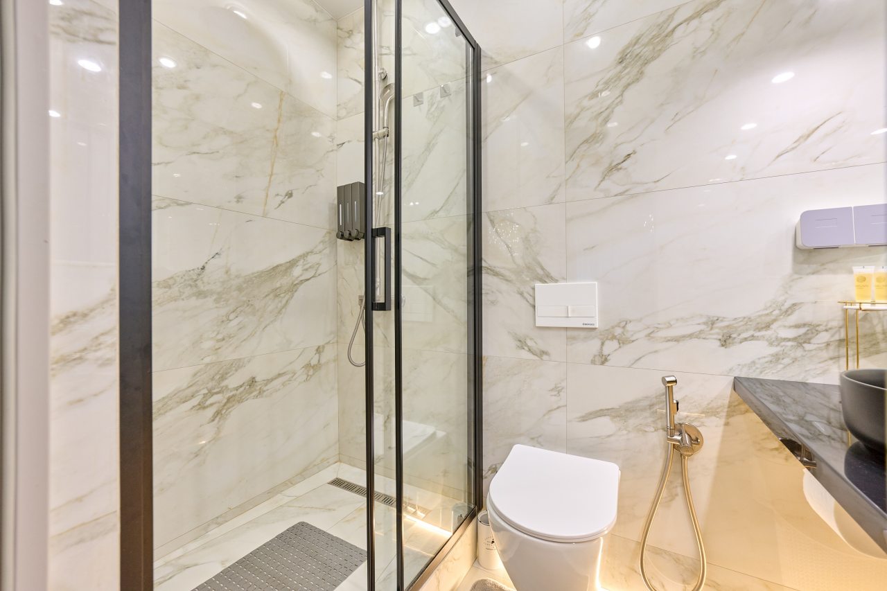 De Luxe (Улучшенный номер с кроватью размера «king-size»), Отель Питер