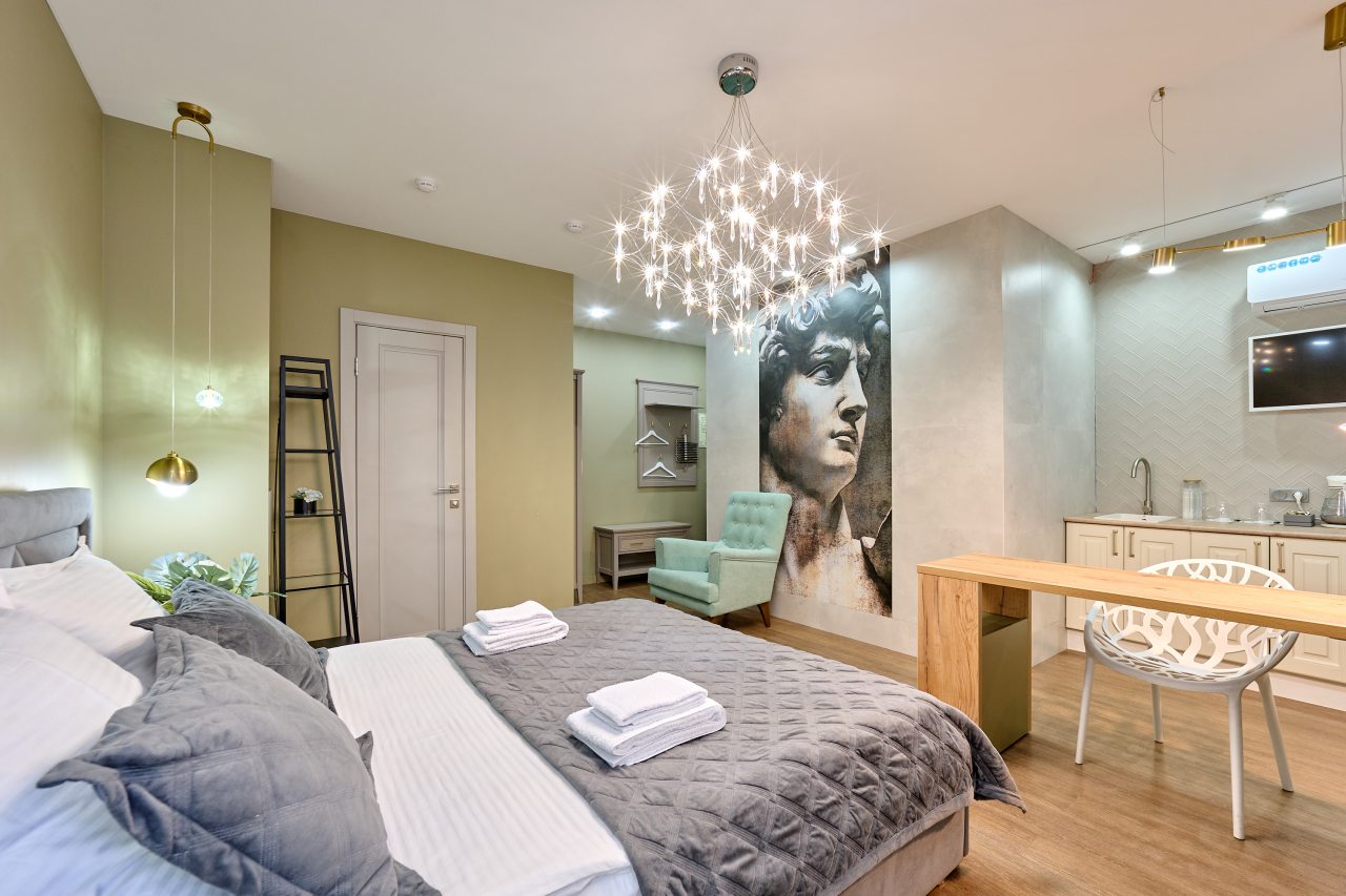 De Luxe (Улучшенный номер с кроватью размера «king-size»), Отель Питер