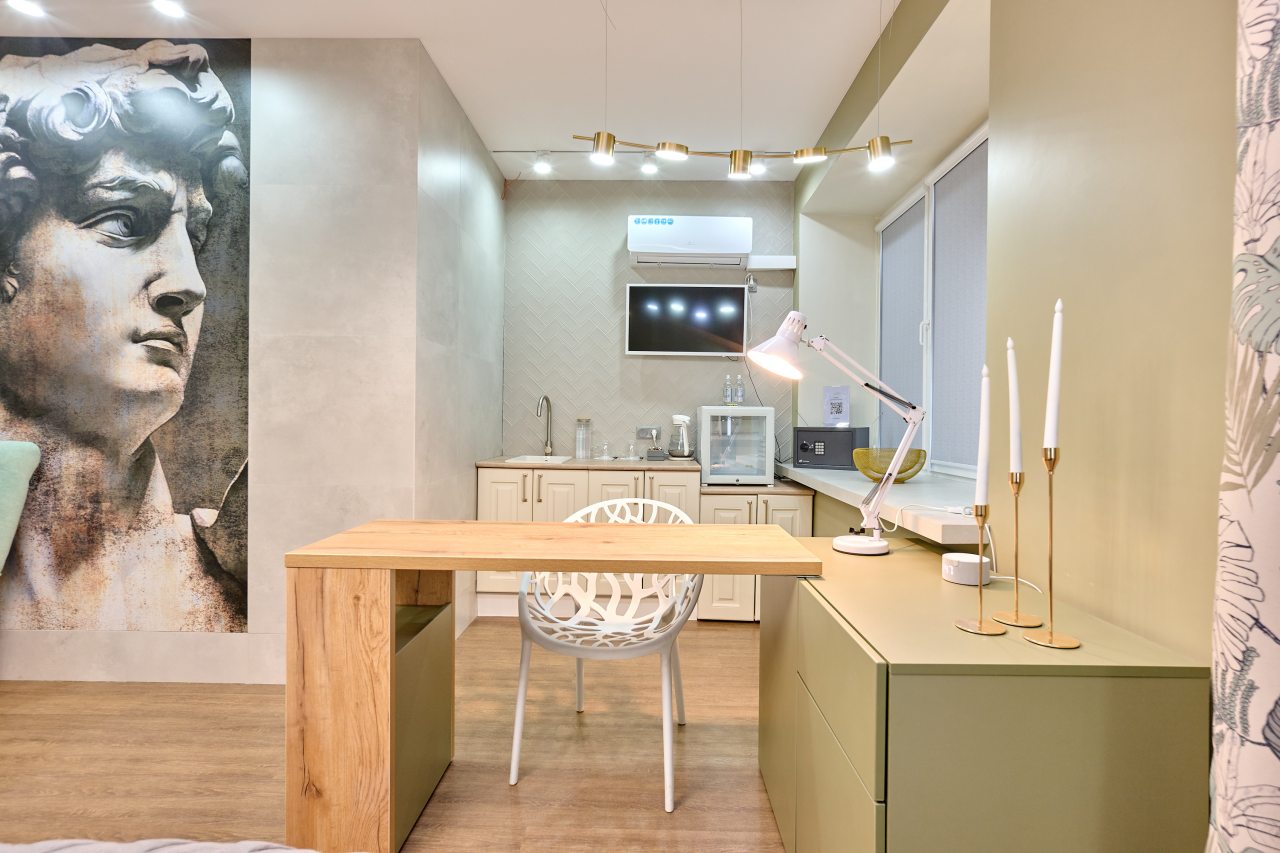 De Luxe (Улучшенный номер с кроватью размера «king-size»), Отель Питер