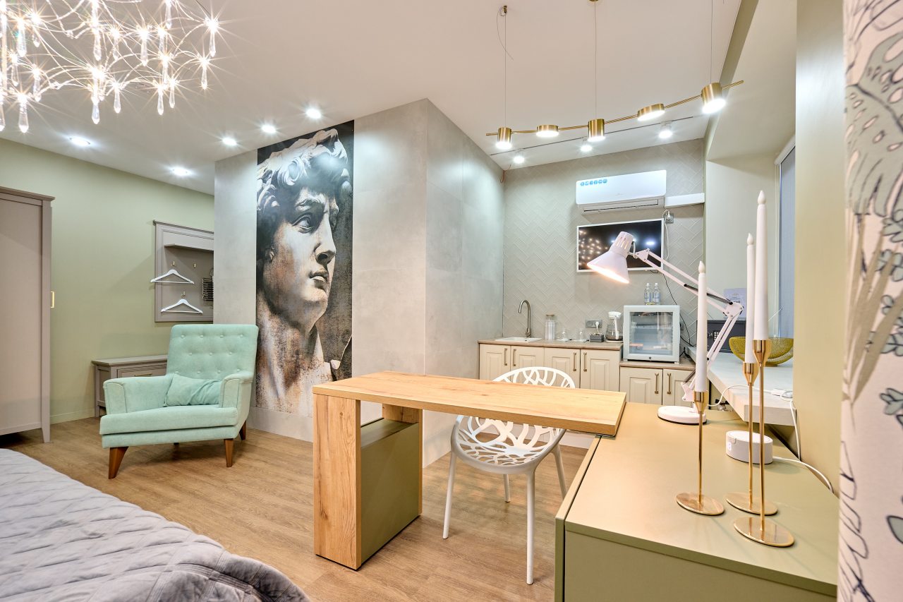 De Luxe (Улучшенный номер с кроватью размера «king-size»), Отель Питер