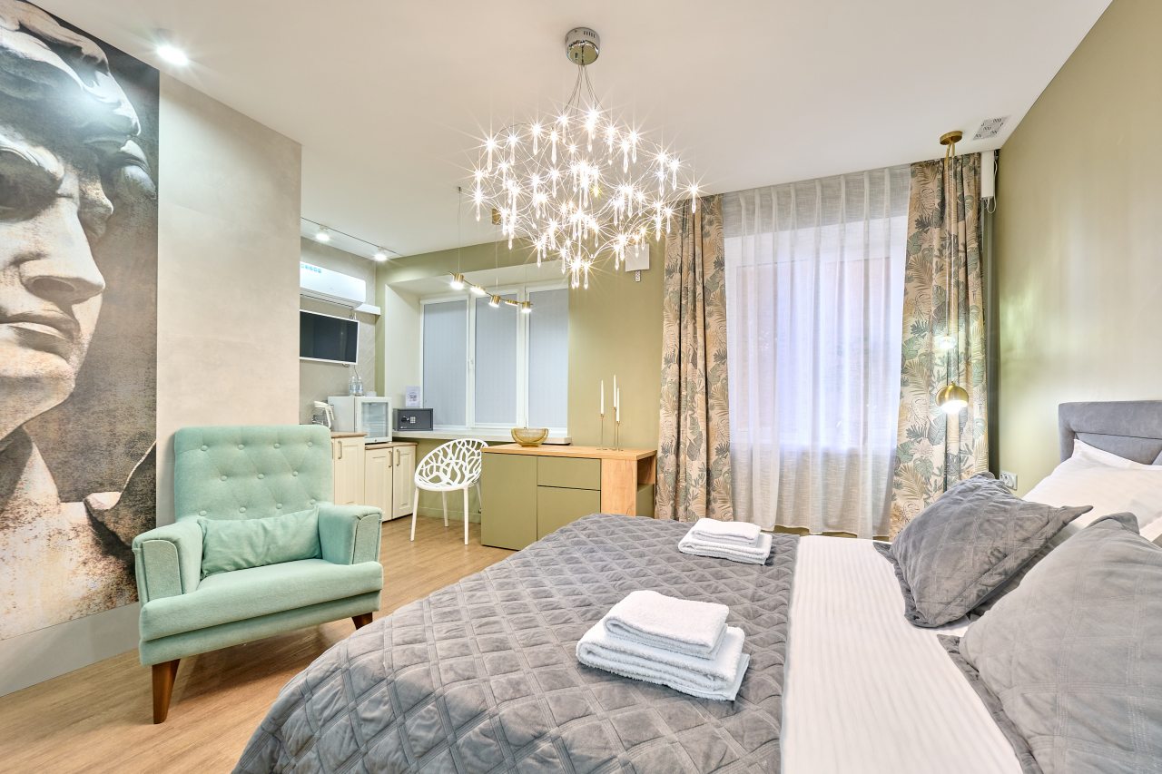 De Luxe (Улучшенный номер с кроватью размера «king-size»), Отель Питер