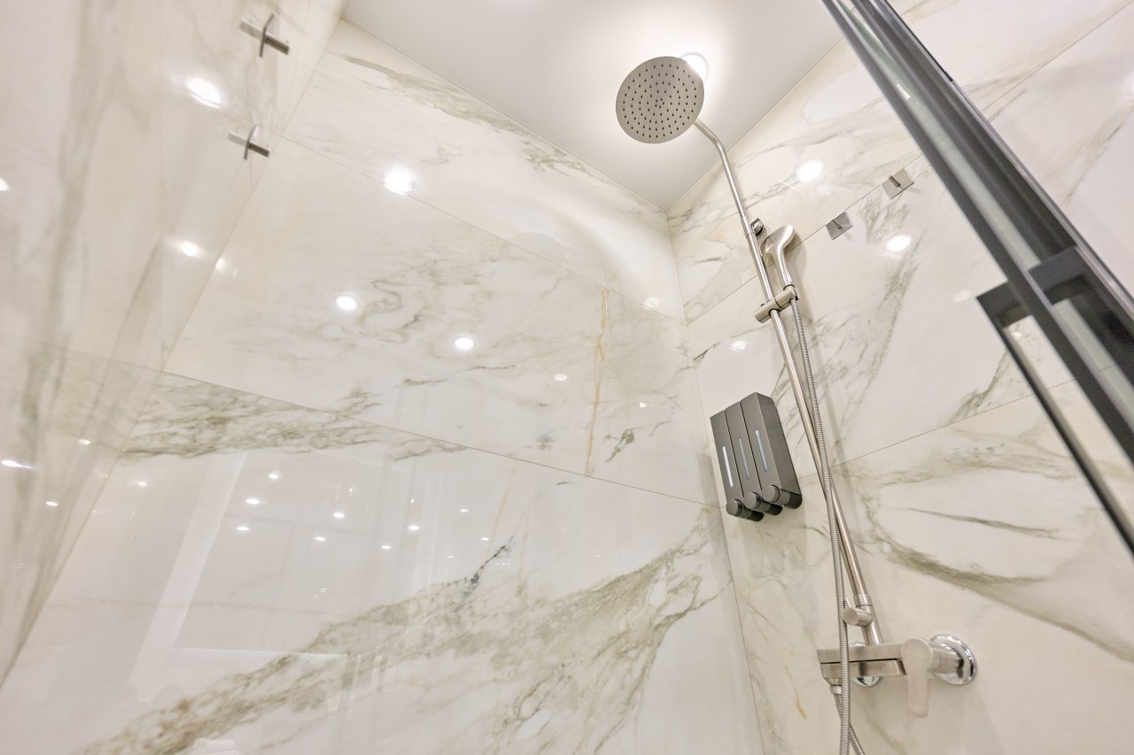 De Luxe (Улучшенный номер с кроватью размера «king-size»), Отель Питер