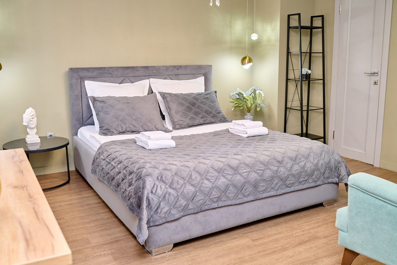 De Luxe (Улучшенный номер с кроватью размера «king-size»), Отель Питер