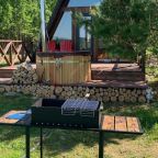 Шале (Еловое до 3-х человек), Загородный отель Шале у воды