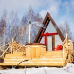 Шале (С горячей купелью на 3 человек), Загородный отель Шале у воды