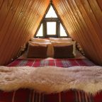 Шале (ДОМ №12 ВЫСОТНЫЙ ДОМ А-ФРЕЙМ), Глэмпинг На краю земли