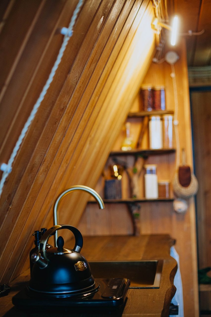 Шале (ДОМ №12 ВЫСОТНЫЙ ДОМ А-ФРЕЙМ), Глэмпинг На краю земли