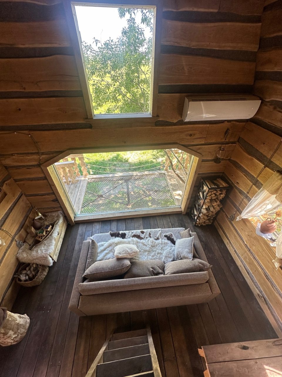 Шале (ДОМ №14 ГОСТЕВОЙ АМБАР), Глэмпинг На краю земли