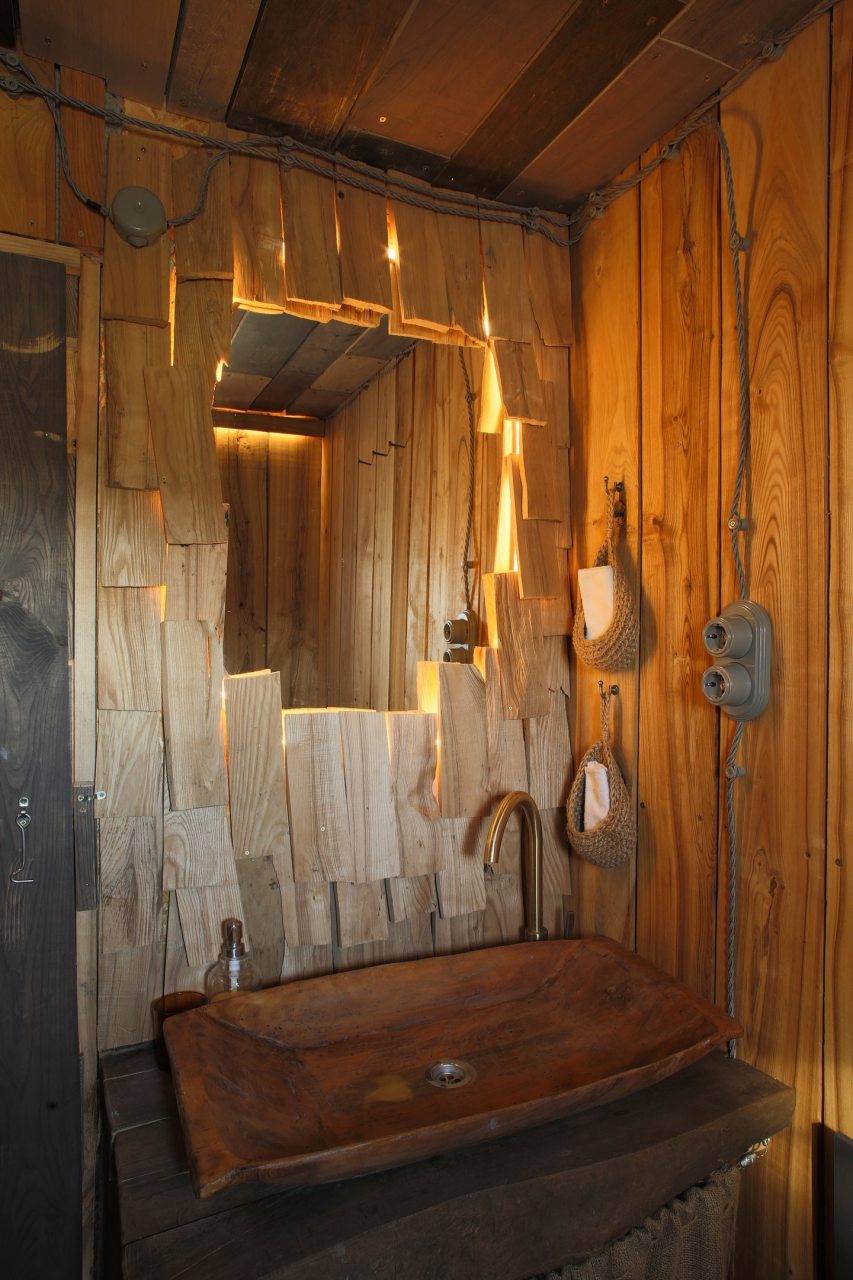 Шале (ДОМ №15 ГОСТЕВОЙ АМБАР), Глэмпинг На краю земли