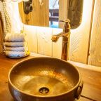 Шале (ДОМ №16 ПАНОРАМНОЕ ШАЛЕ), Глэмпинг На краю земли