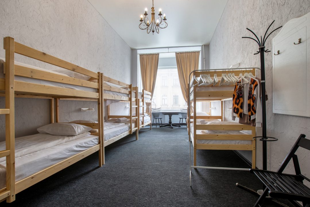 Десятиместный ((Место в  общем номере для женщин)) хостела Скандинавия, Санкт-Петербург