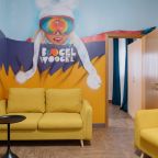 Полулюкс, Отель Boogel Woogel Bar & Hotel