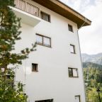 Вид на горы, Boogel Woogel Bar & Hotel Rosa Khutor