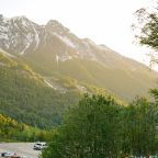 Вид на горы, Boogel Woogel Bar & Hotel Rosa Khutor