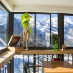 Вид на горы, Boogel Woogel Bar & Hotel Rosa Khutor