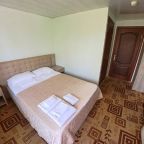 Двухместный (Стандарт с балконом и видом на горы), Гостиница Огонек