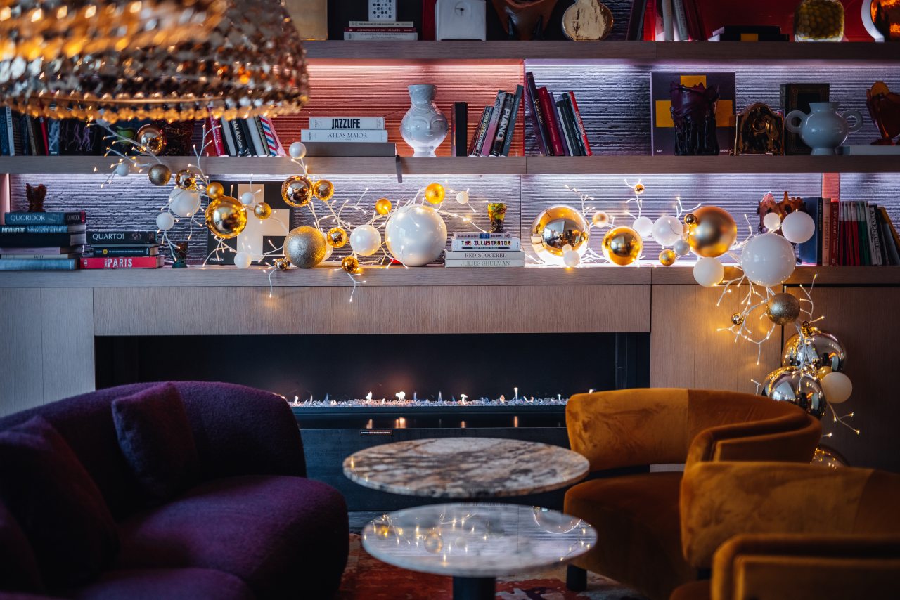 Круглосуточный MIXO-LOBBY BAR