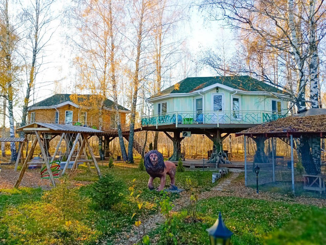 Апартаменты (Дом на Дереве) базы отдыха Волшебная страна, Боровск