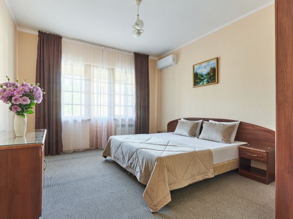 Фотография номера гостиницы Ellison