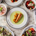 Доставка еды и напитков в номер, Отель Поинт Академиа