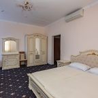 Студио, Пансионат Кипарис