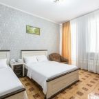 Трехместный номер Комфорт с  балконом.