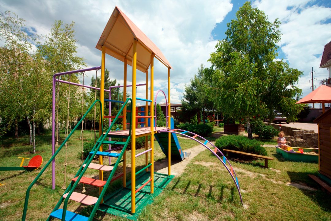 Детская площадка - гостевой дом Флагман