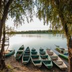 Аренда лодок и катеров, База отдыха Замок