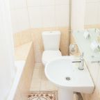 Двухместный (Молодежный номер с видом на улицу Ленина), Гостевой дом Сиар