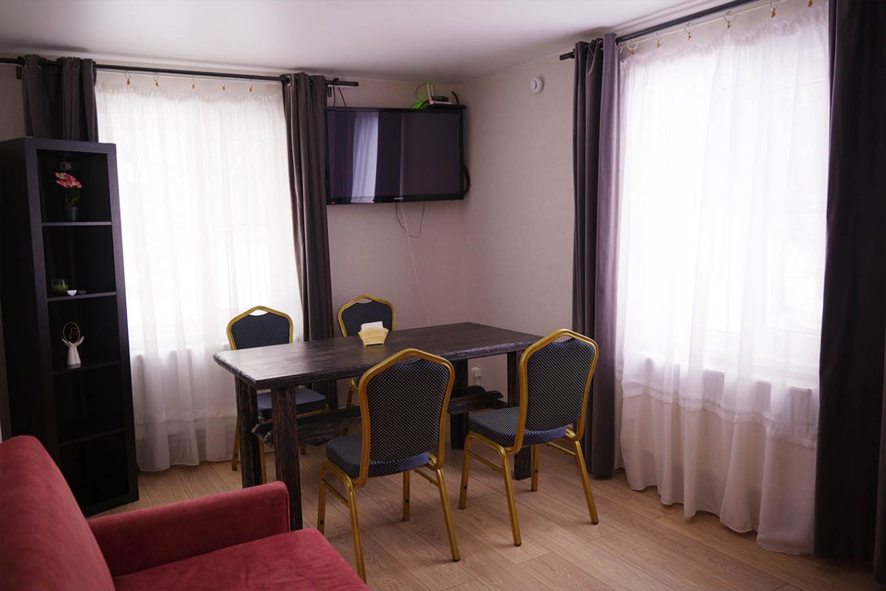 Коттедж (На 5 гостей), База отдыха Заветное