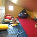 Детская игровая комната на втором этаже