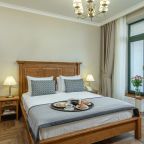 Доставка еды и напитков в номер, Отель Cipresso hotel 4*