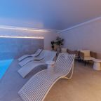 Бассейн с подогревом, Отель Dombay Winter Hall