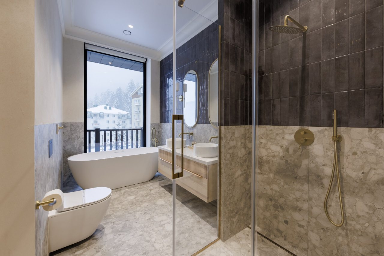 Люкс (С Балконом), Отель Dombay Winter Hall