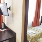 Шестиместный Женский (Кровать в 6-местном женском номере стандарт), SMART HOTEL Челябинск