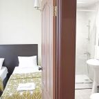 Шестиместный Женский (Кровать в 6-местном женском номере стандарт), SMART HOTEL Челябинск