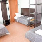 Шестиместный Мужской (Кровать в 6-местном мужском номере стандарт), SMART HOTEL Челябинск