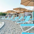 в Клубном пляже Summer Love, Загородный отель Horseka resort