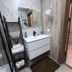 Двухместный (Горный приют для души), Отель Нарния