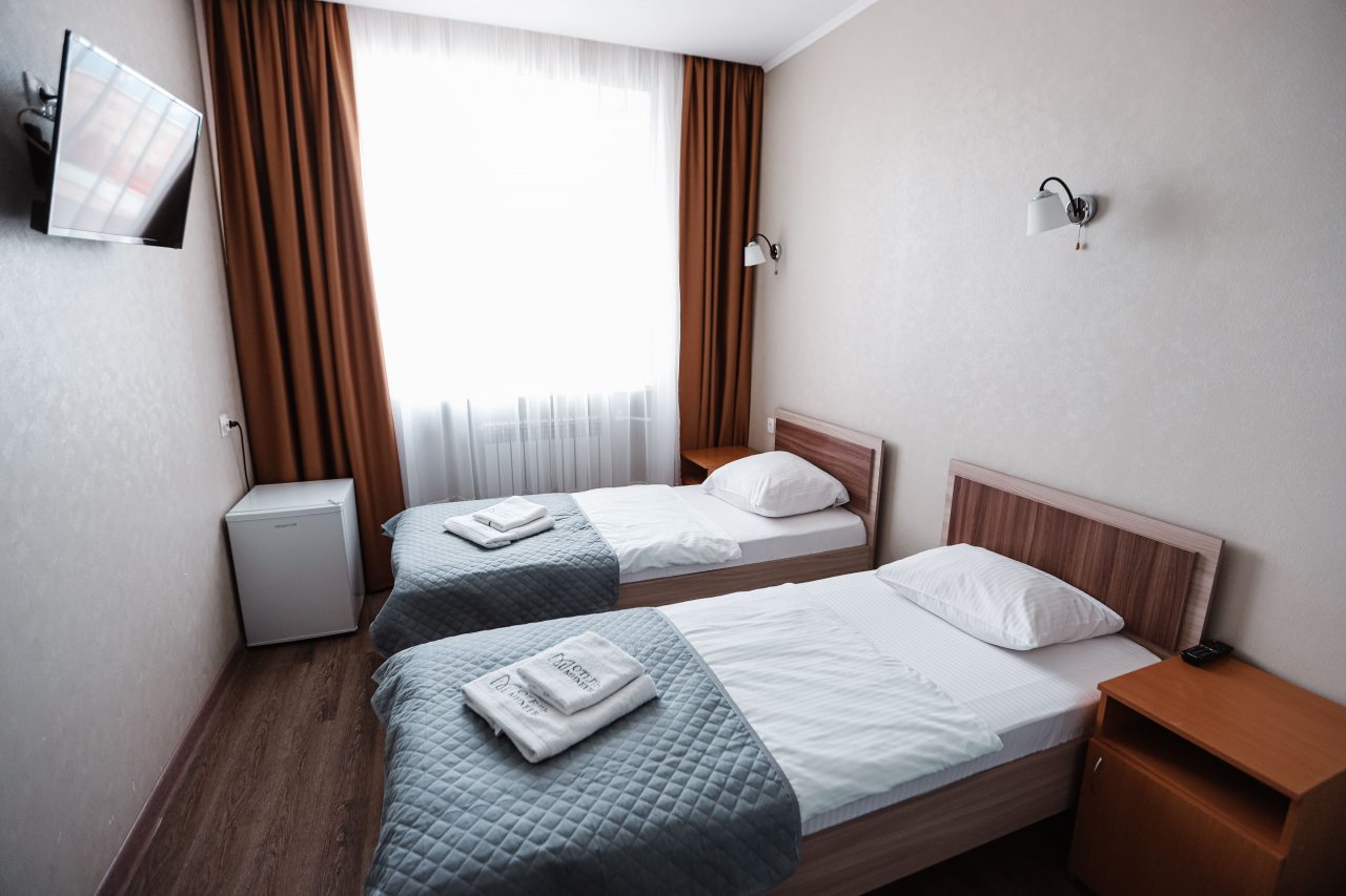 Двухместный (Двухместный номер Стандарт класса с двумя односпальными кроватями) гостиницы Скандия, Тюмень