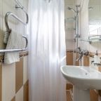 Четырехместный (Семейный двухкомнатный номер), Отель VIVA Лариса