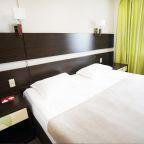 Двухместный (Стандарт с широкой двуспальной кроватью), Отель ParkCity