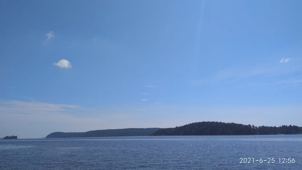 Ладожское озеро и пляж в 400м от дома по хорошей дороге